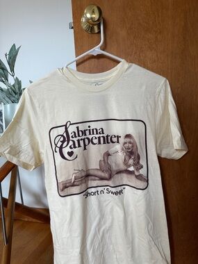 Sabrina Carpenter Graphic Tee